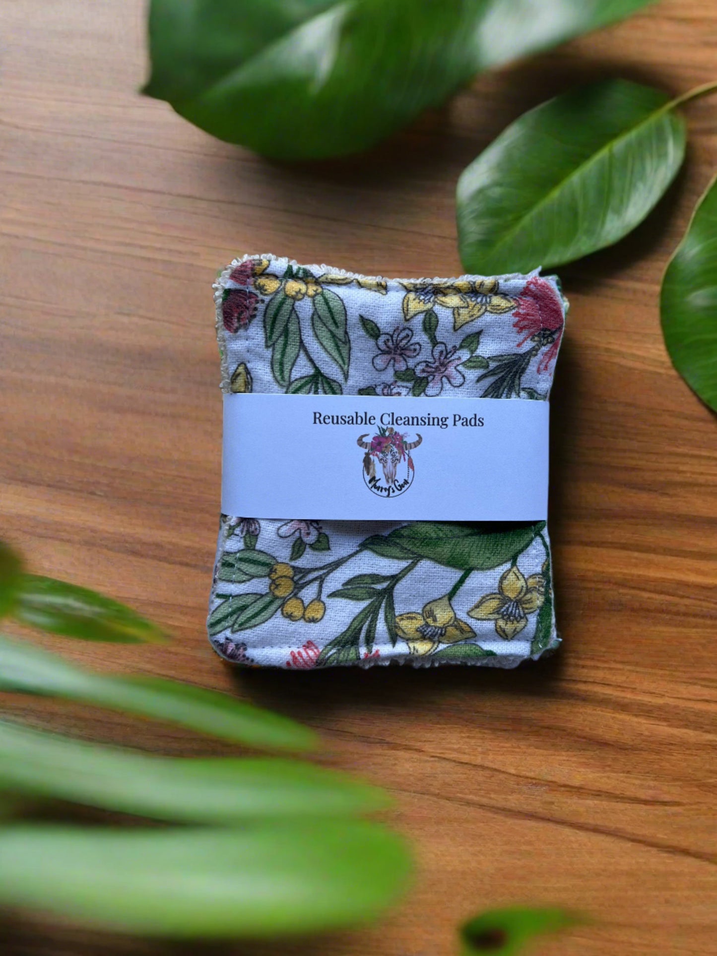 Reusable cleansing pads / makeup remover wipes